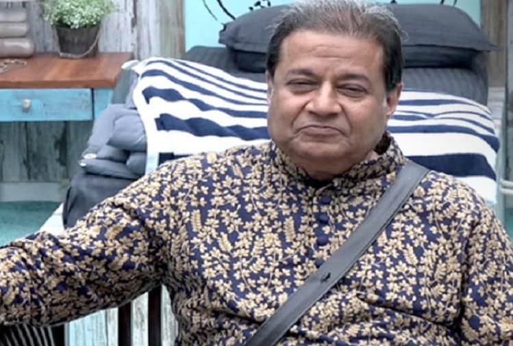 Bigg Boss 12 Anup Jalota reaction on Jasleen relationship and drinks in Kumar Vishwas sammelan