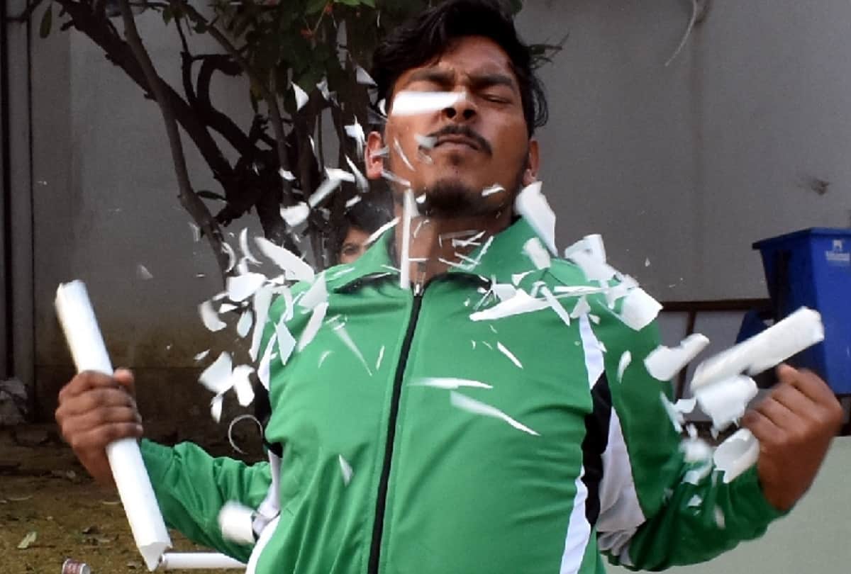 Surprise activities of Students at Chaudhary Charan Singh University