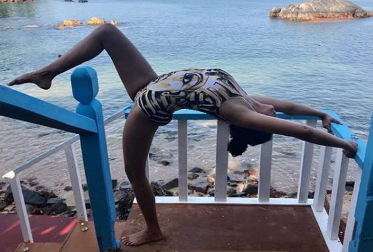 Kavita kaushik lashes out at trollers on being trolled for bikini photo