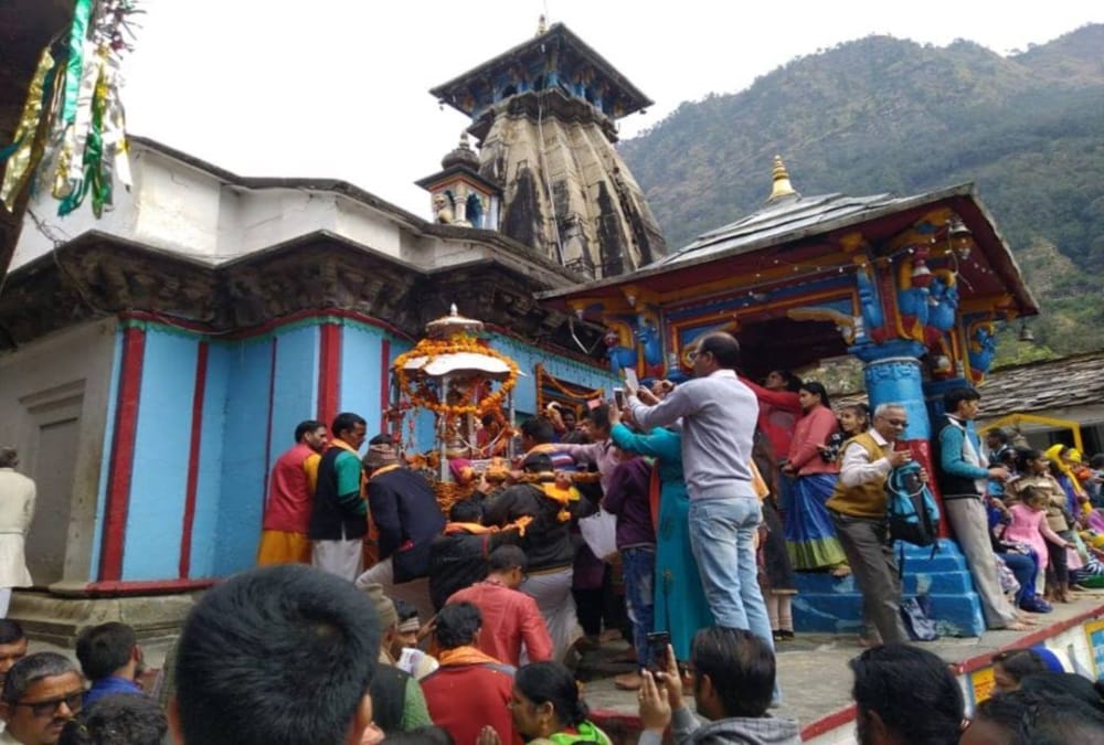 Kedarnath Doli sit on omkareshwar temple in winters 2018 photos