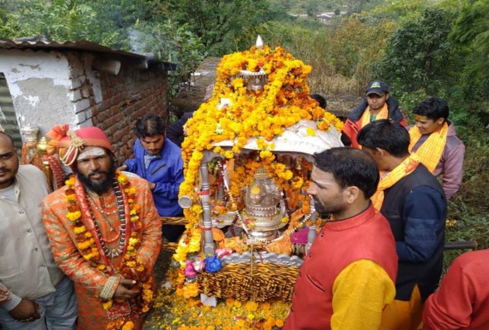 Kedarnath Doli sit on omkareshwar temple in winters 2018 photos