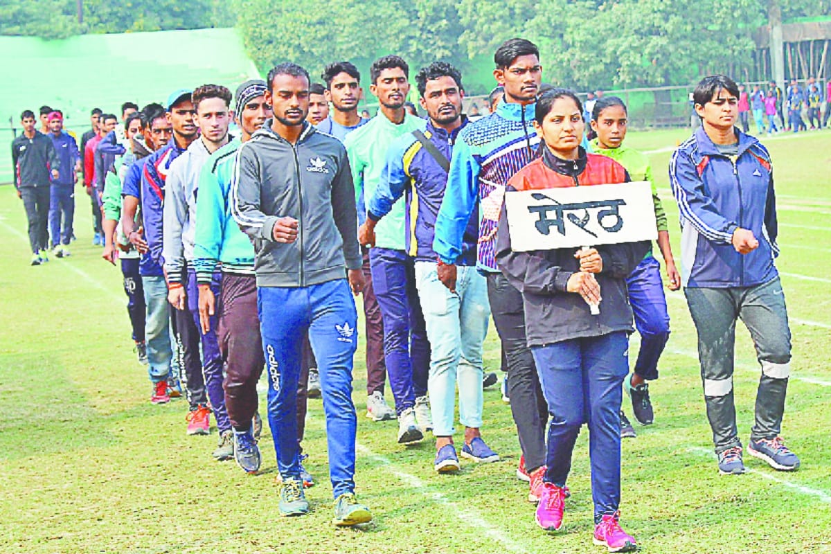 Meerut players rocks in athletics won eight gold seven silver and three bronze