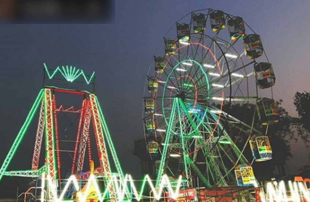 British collecter send a notice to meerut people seize their Utensil during nauchandi fair