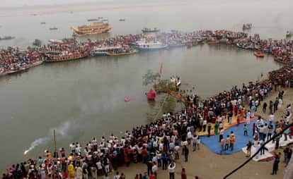 see the photos of world famous nag nathaiya mela of varanasi