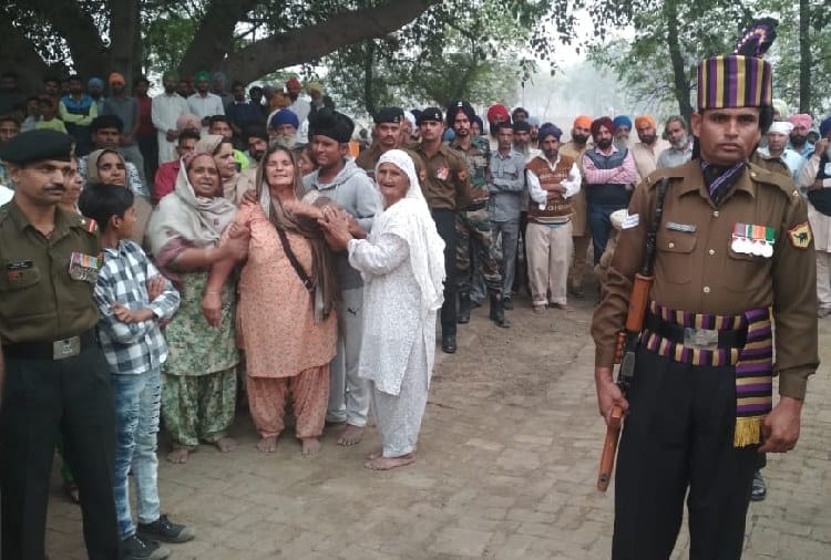 Indian Army Paratrooper Hardeep Singh Funeral in Paternal Village