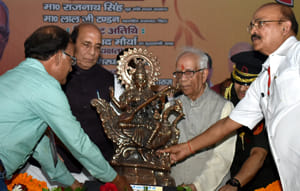 Kesarinath congratulates on birthday