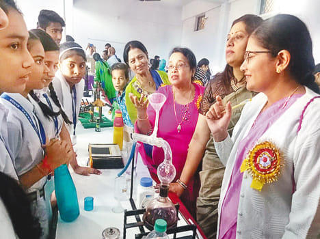 Meditation of the visible children in science model