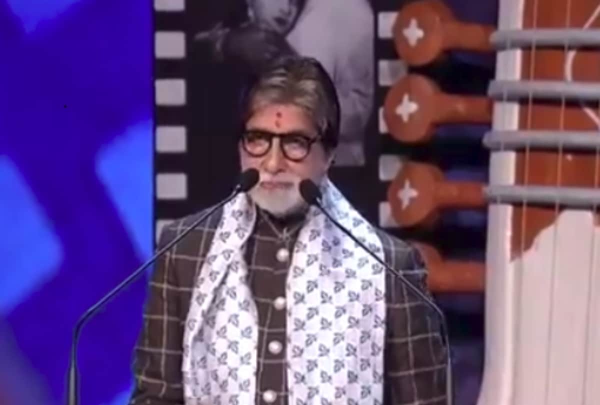 amitabh bachchan to donate 50 machines to sewer workers
