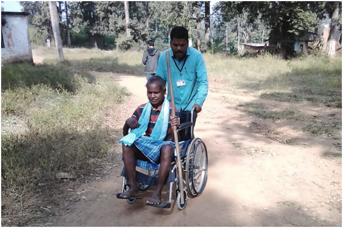 Chhattisgarh assembly election 2018: scenes outside polling booths are central attraction