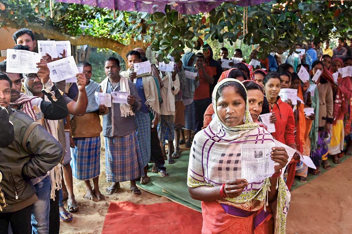 chhattisgarh vidhan sabha election 2018 first phase voting News Live Updates 12 November Monday