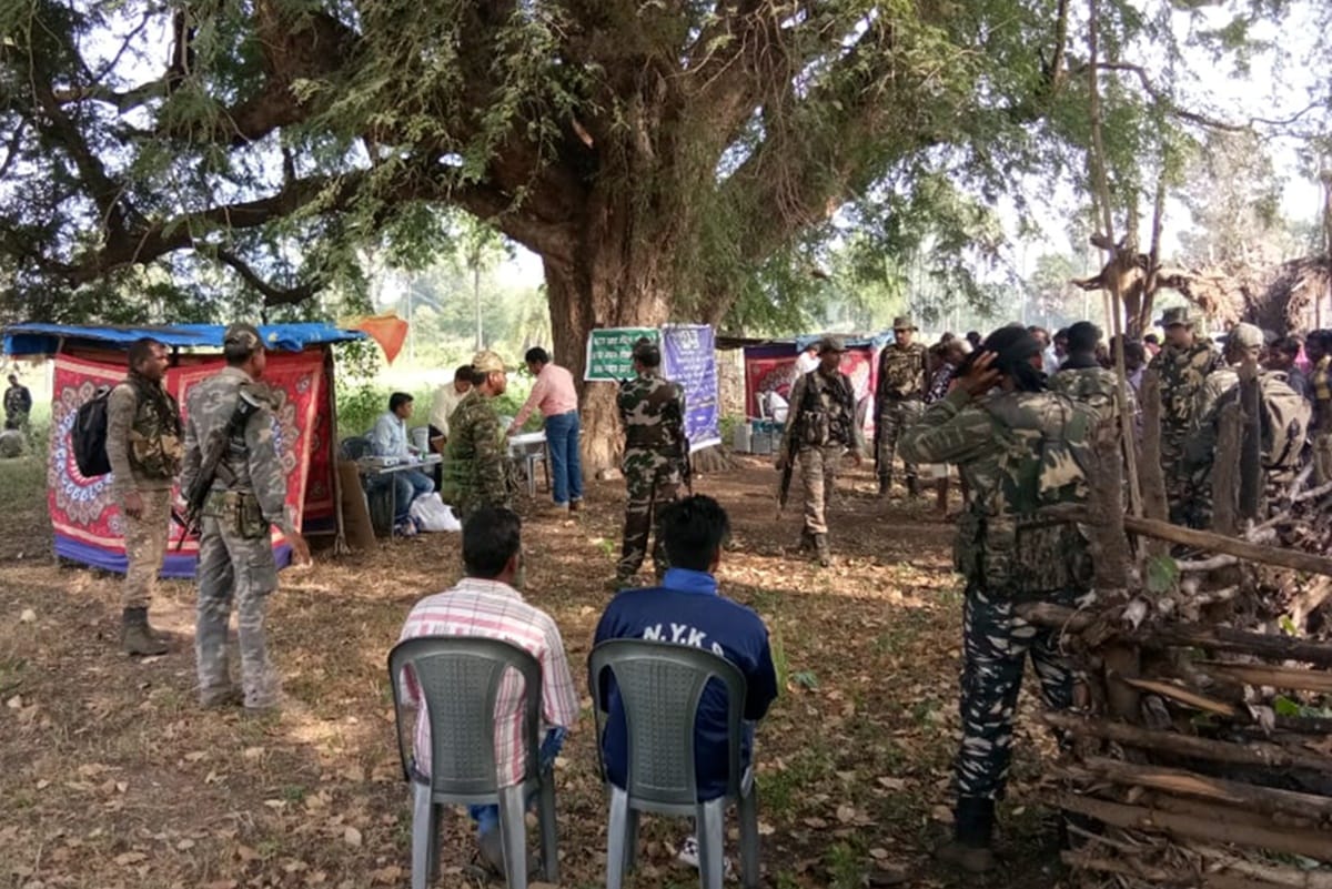 Chhatisgarh Assembly Election: IED Blast was triggered by Naxals on Tumakpal Nayanar road