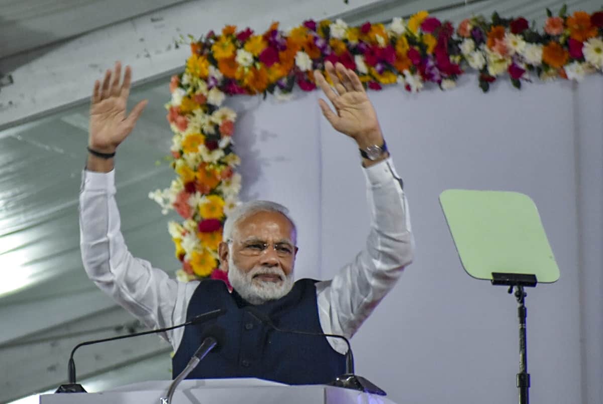Kumbh 2019: got a chance to get religion and Political power in kumbh mela