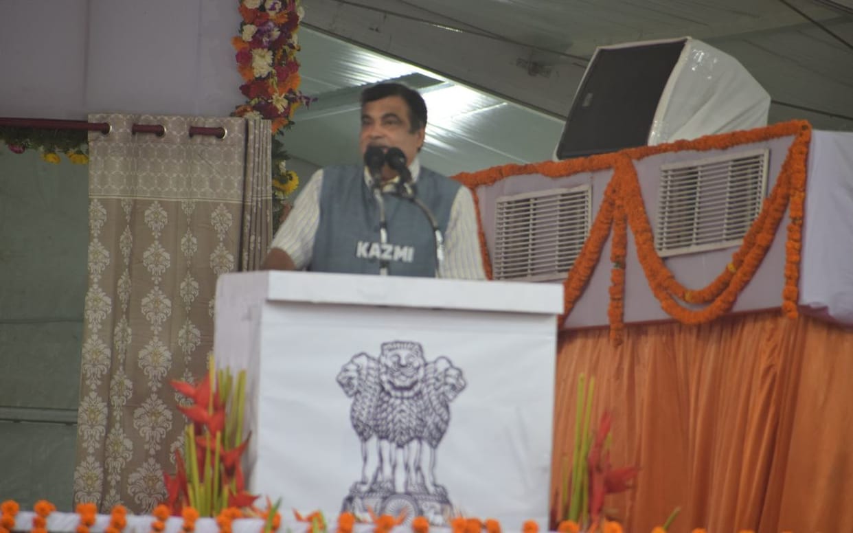 nitin gadkari promise that ganga will be pur before march 2019
