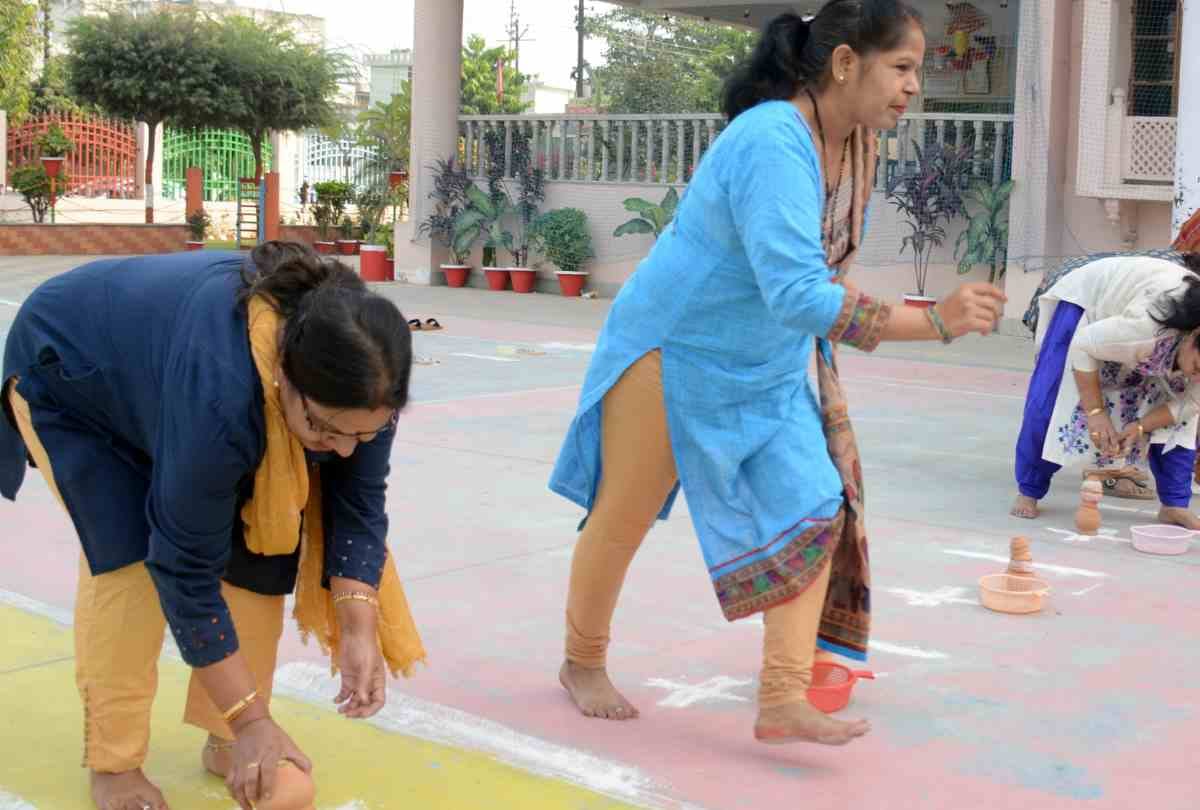 foundation day of varisth nagrik jankalyan samiti