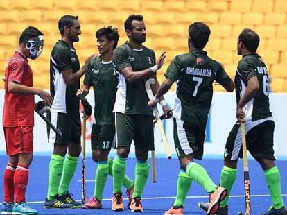 Hockey: पाकिस्तान हॉकी महासंघ को निलंबित कर सकता है एफआईएच, जानें क्या है पूरा मामला Hockey: FIH can suspend Pakistan Hockey Federation, know what is the whole matter