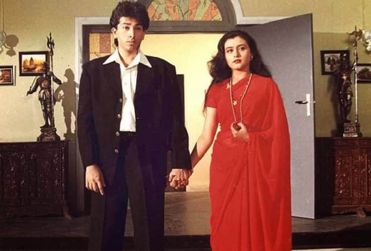 Amjad Khan birth anniversary to know all about his son Shadaab Khan and Seemaab Khan