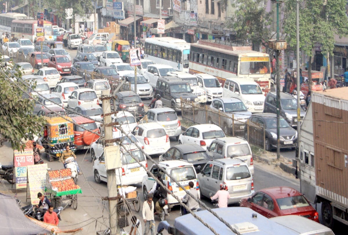 Year ender 2018 five big problems that people of delhi ncr face this year
