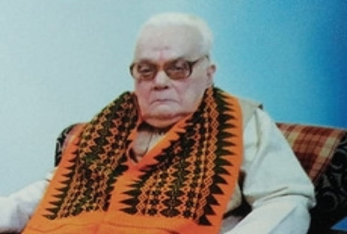 Famous linguist Pramod Bhattacharya passes away