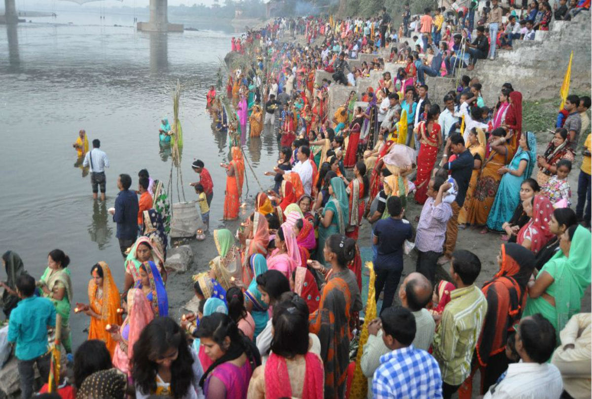 chhath puja celebration in agra mathura