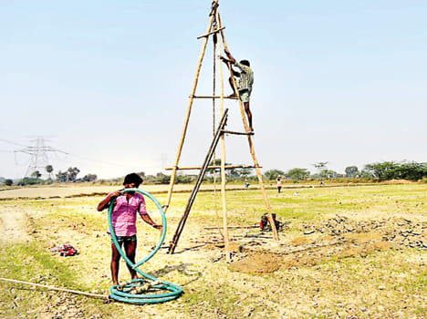 ONGC started boring in search of crude oil