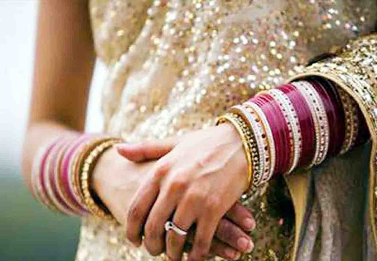 Married woman statement about lover and husband