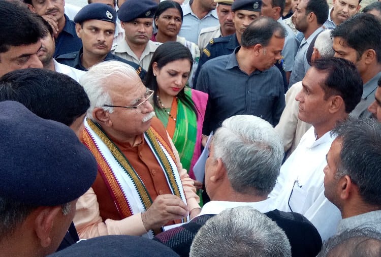 CM Manohar Lal reached Sonipat at a public meeting