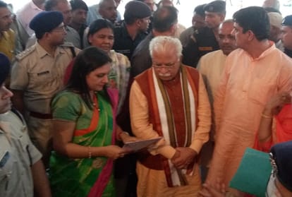 CM Manohar Lal reached Sonipat at a public meeting