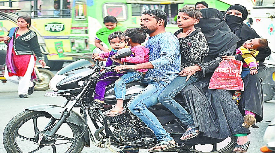 Traffic arrangement in Meerut is not correct