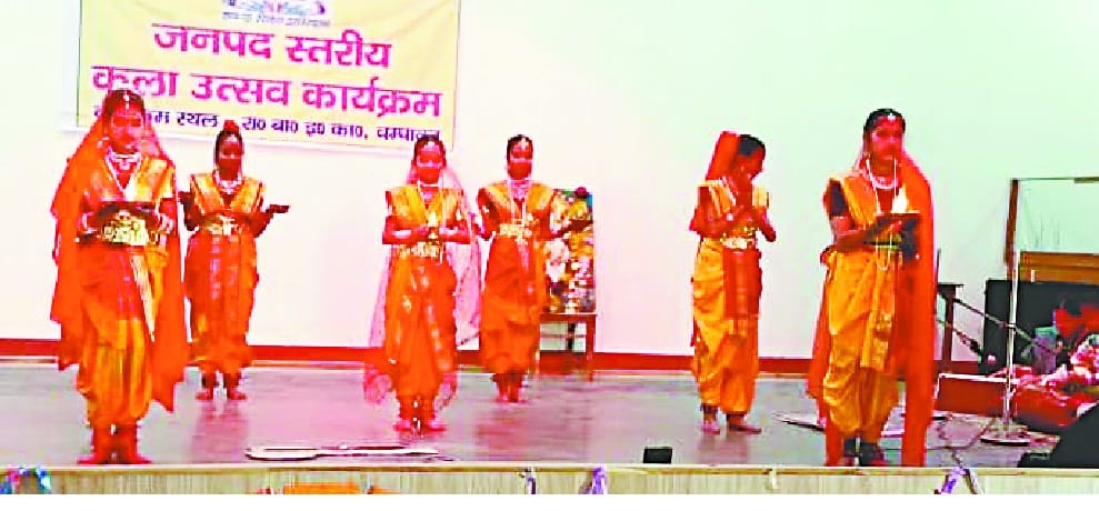 sangeet mein manoj, yogesh aur gaurav ne baajee maaree