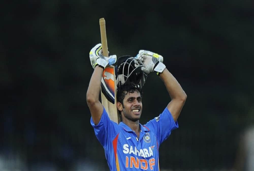 bigg boss 13 cricketer manoj tiwary supports sidharth shukla for win