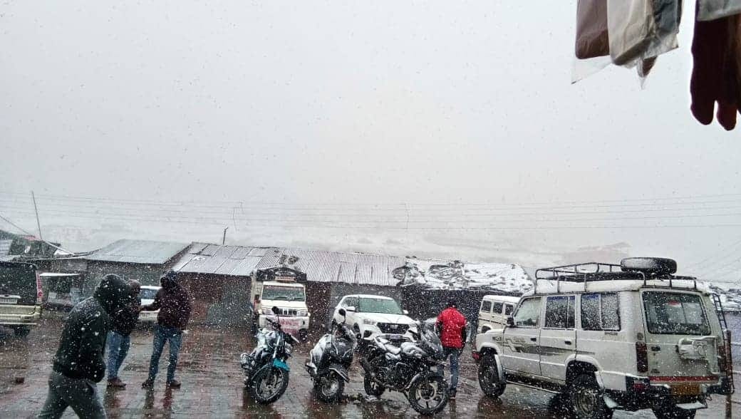 uttarakhand weather change snowfall in badrinath
