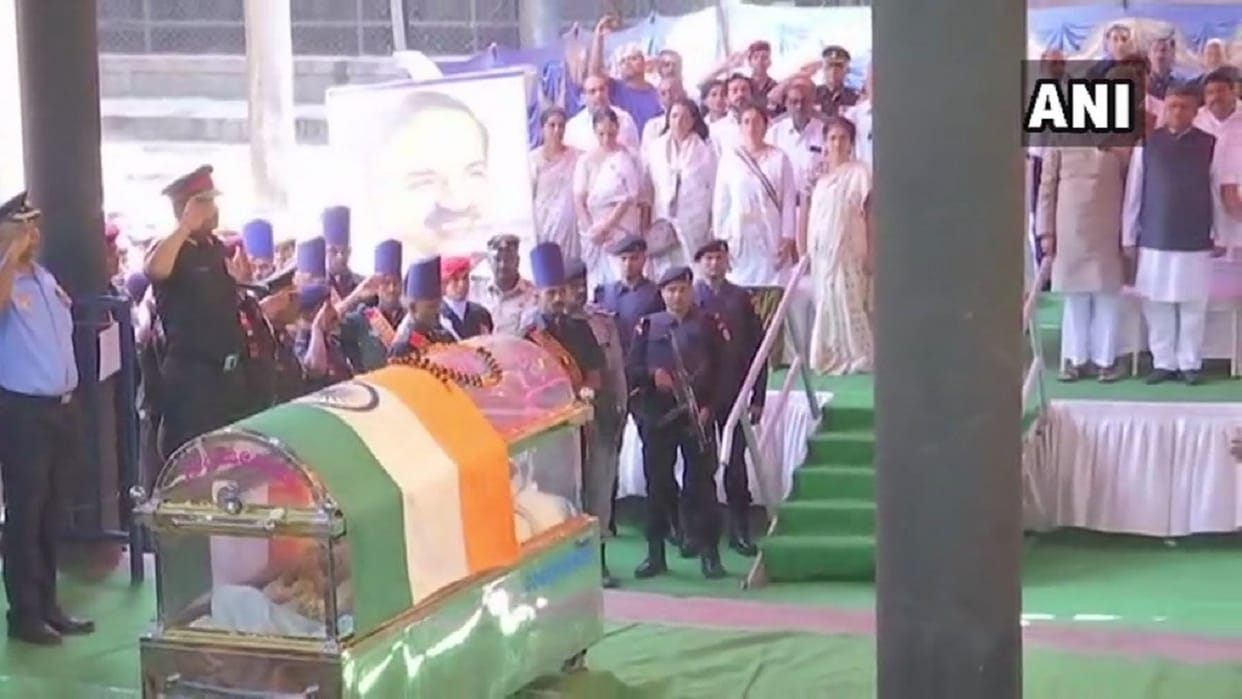 These central ministers will attend the funeral ceremonay of Ananth Kumar