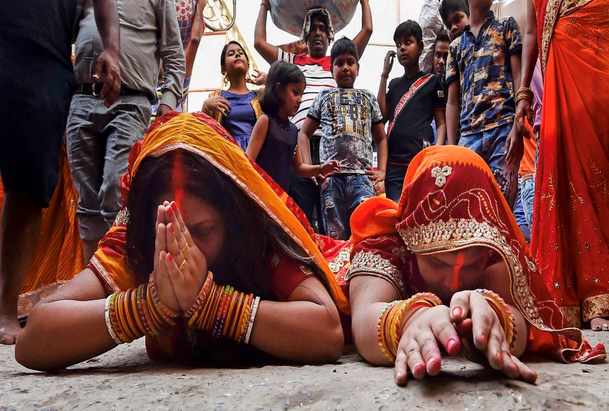 chhath puja celebration surya arghya in different part of india