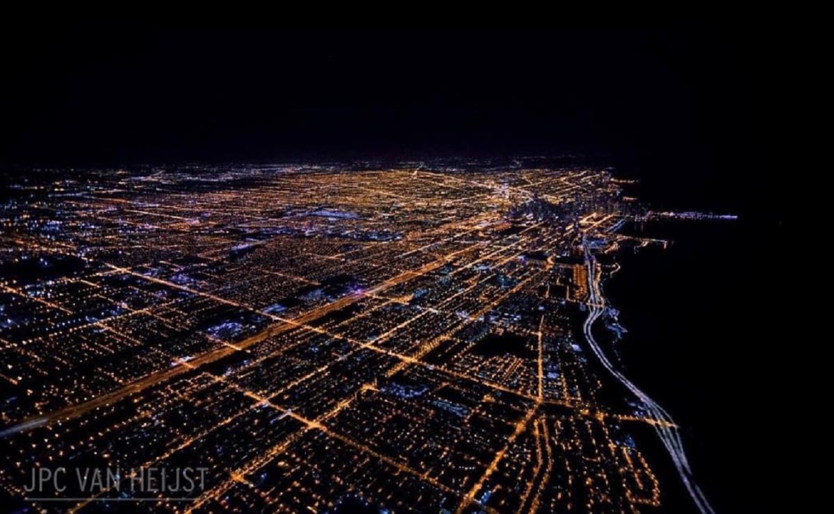 Amazing pictures taken from Flight cockpit by Christiaan van Heijst