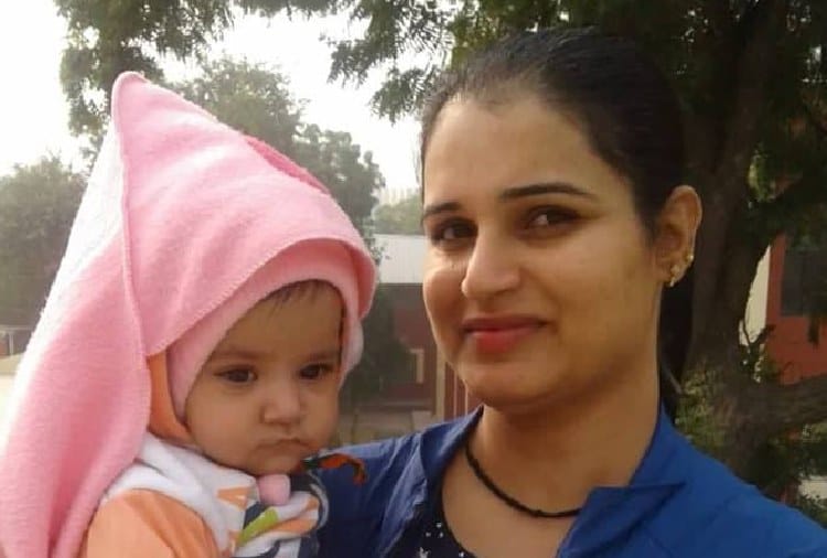 Lady Coach Sunil Joined State Level Athletic Meet with Baby Girl