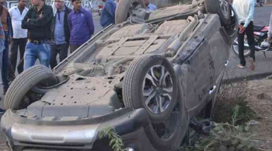Bijnor, 1 killed in car accident and five injured