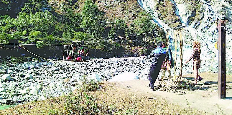 Children go to school at risk