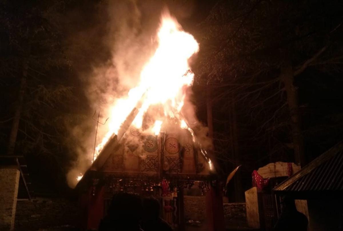 hunsun nag temple gutted in fire in pangi killar chamba himachal pradesh