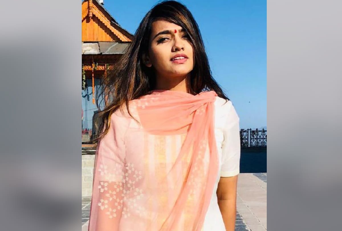 युवती की बहादुरी के आगे पस्त हुए बदमाश