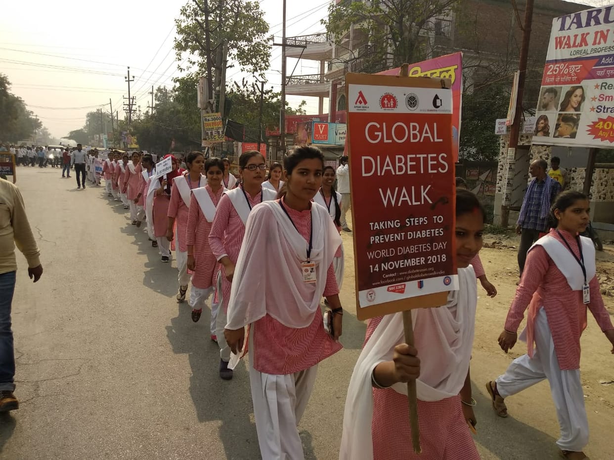 diabetes walk organised by amar ujala foundation in purvanchal on the day of  world diabetes day