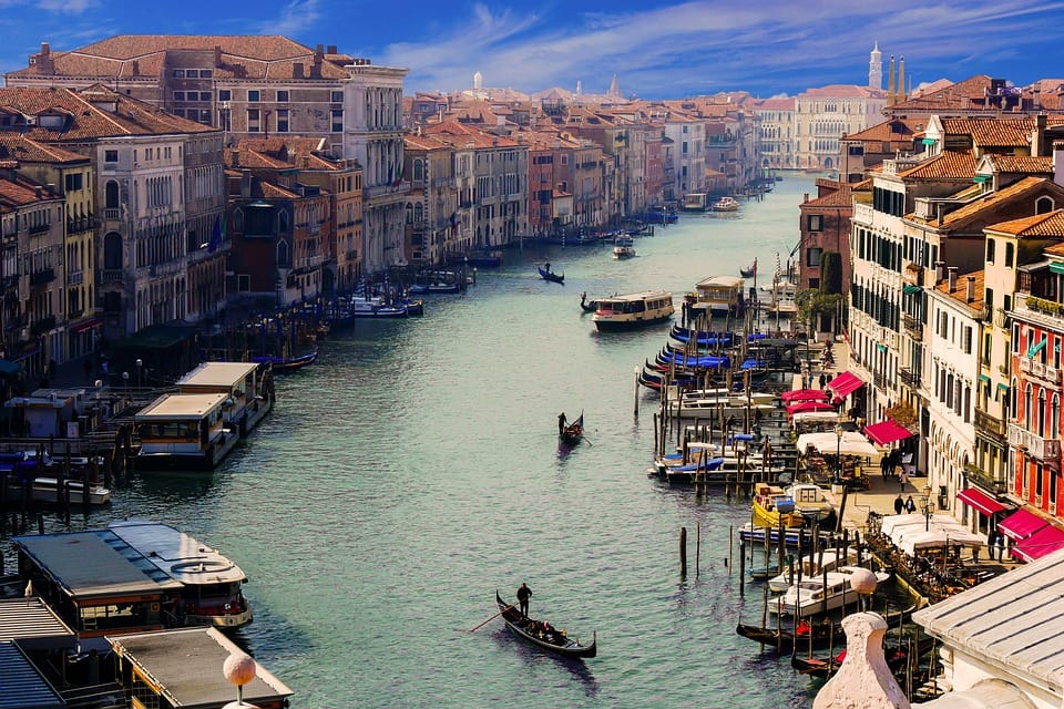 Deepveer wedding pics: honeymoon places in Italy deepika ranveer had their gala wedding