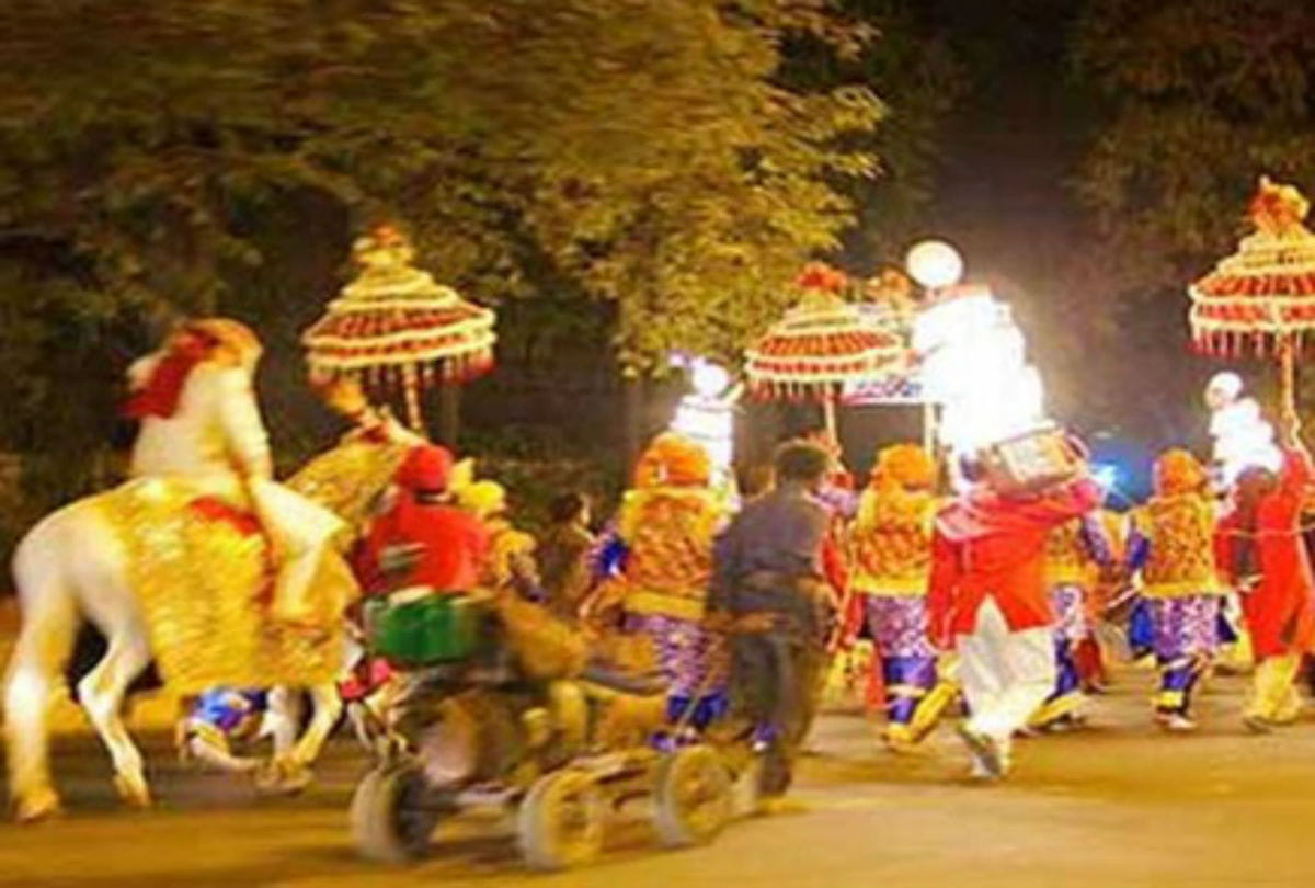 FIR will be file for traffic jam due to band baaja baaraat