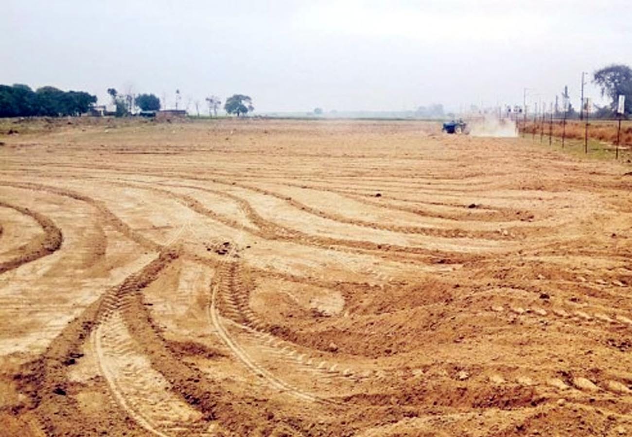 Rupees of Two crore land grabbing in kanpur