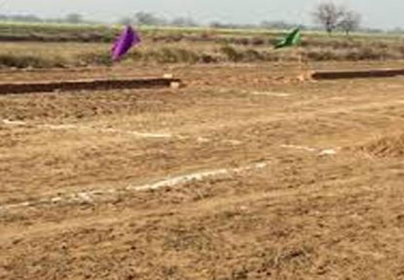 Rupees of Two crore land grabbing in kanpur