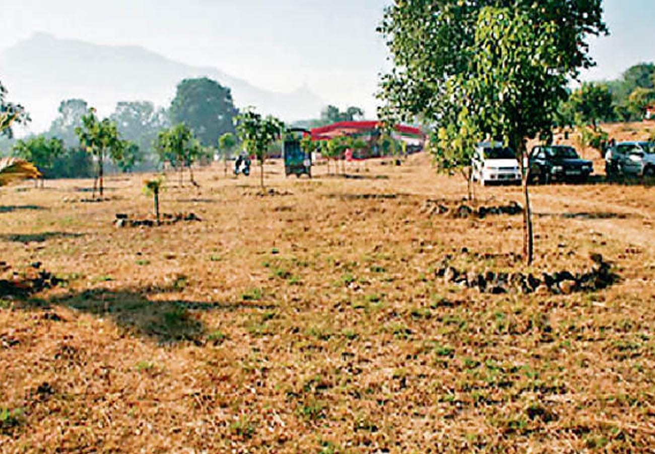 Rupees of Two crore land grabbing in kanpur