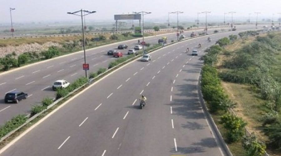 Meerut farmers stopped the work of Meerut Delhi Expressway