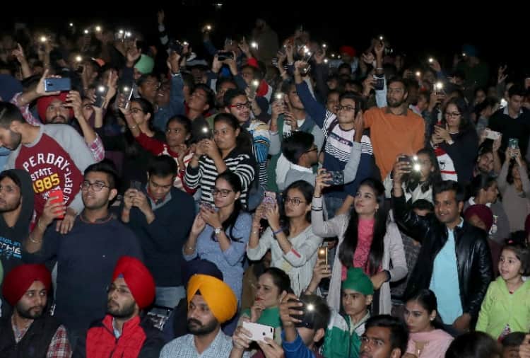 Singer Mankirt Aulakh reached at Star Night in PU Of chandigarh