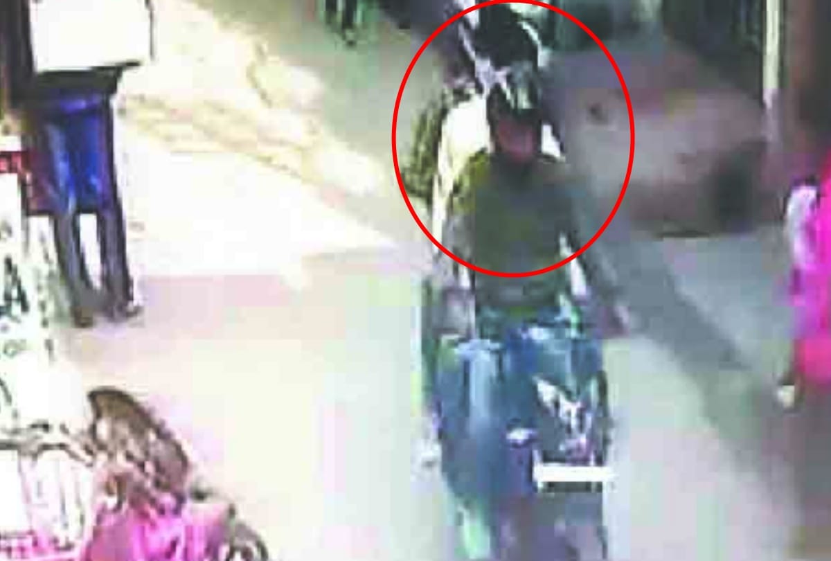 Miscreants looted 2 crore rs jewellery in sahibabad