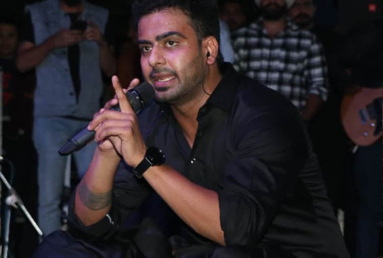 Singer Mankirt Aulakh reached at Star Night in PU Of chandigarh