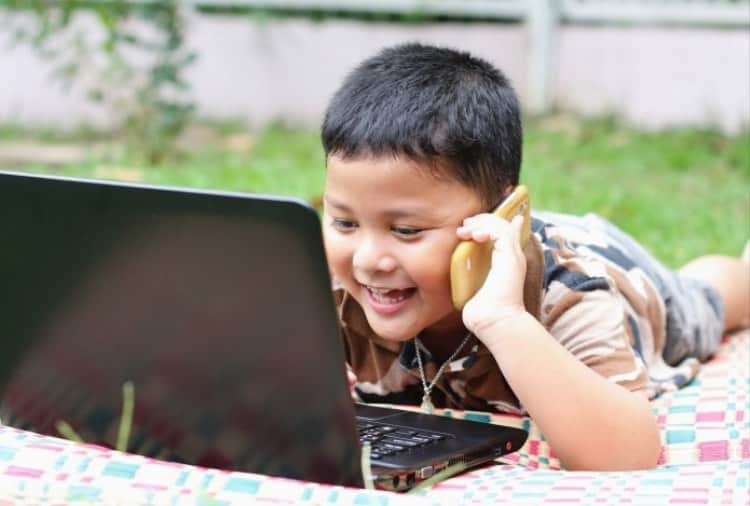 Tricks to Save Your Childrens by Habit to Use Mobile Phone